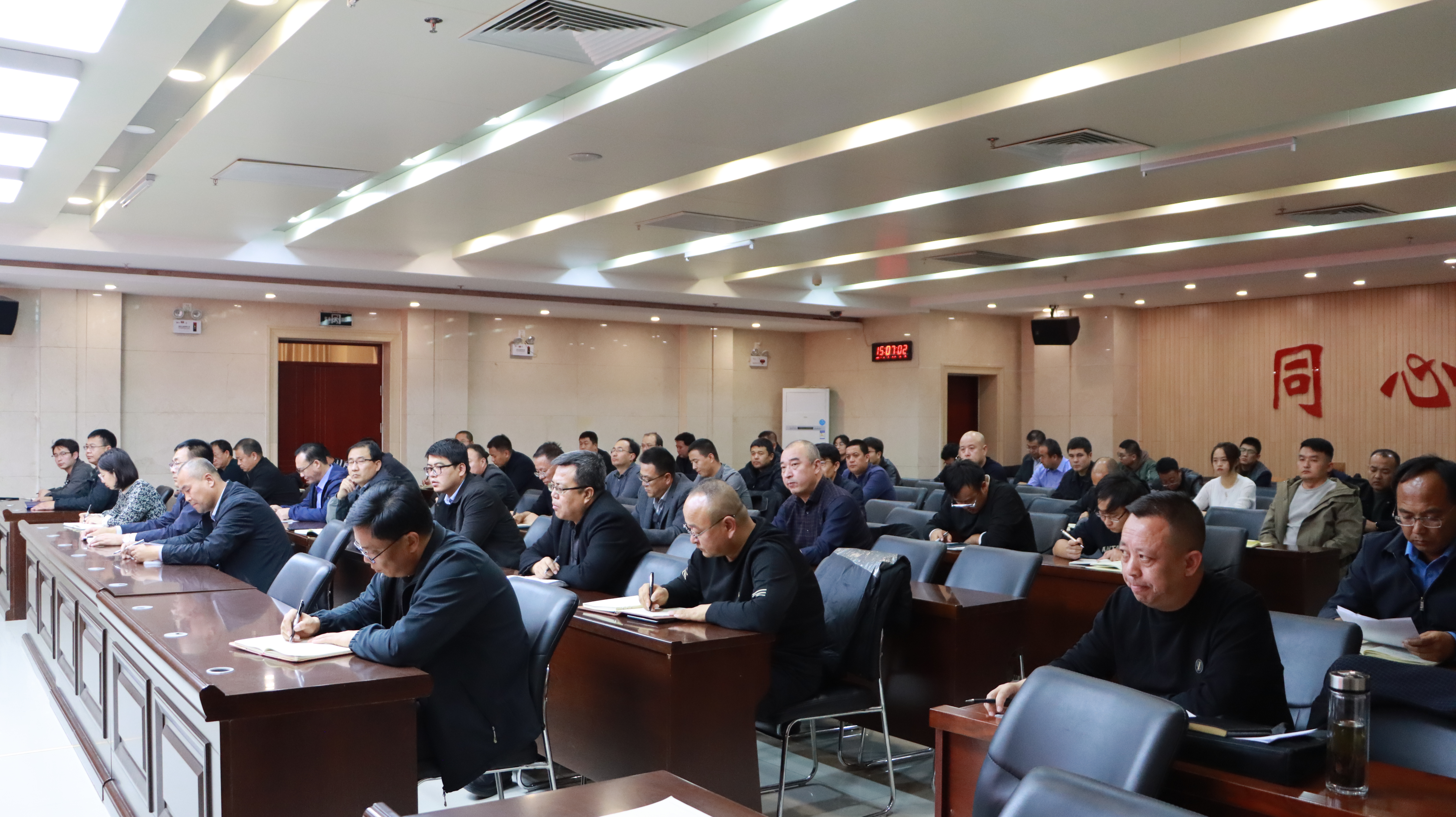 图片02.jpg